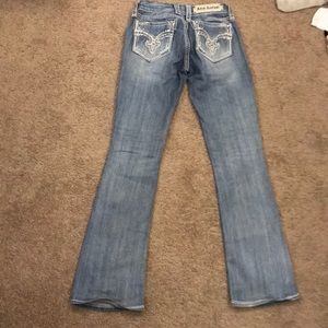 Boot cut designed jeans